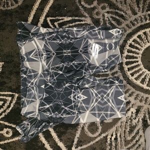 Skechers sport ladies size small workout leggins.